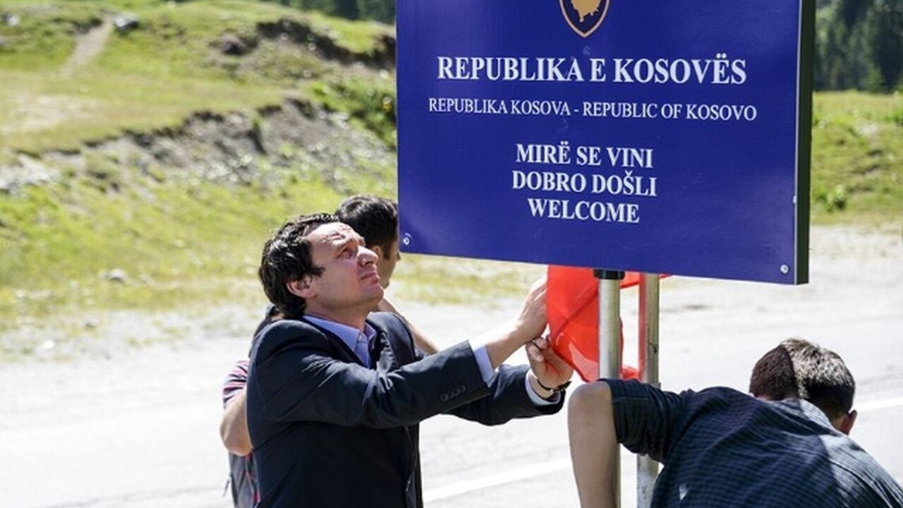 V Čiernej Hore vztýčili provokatívnu tabuľu, Kosovo bráni hranice