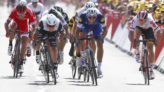Cavendish na úvod Tour de France do žltého, Sagan v závere nestačil