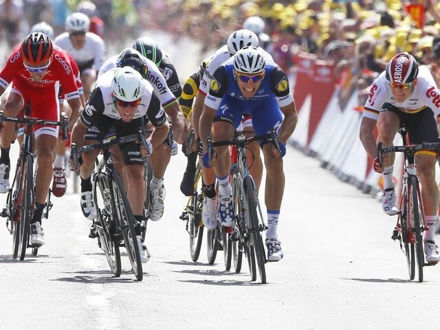 Cavendish na úvod Tour de France do žltého, Sagan v závere nestačil