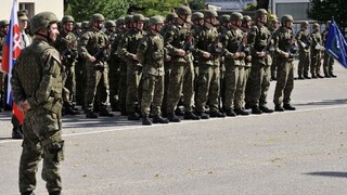 Slovenských vojakov budúci rok čaká misia v Pobaltí, potvrdzuje Gajdoš