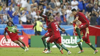 Futbalisti Portugalska sú majstrami Európy, hrdinom finále je Éder