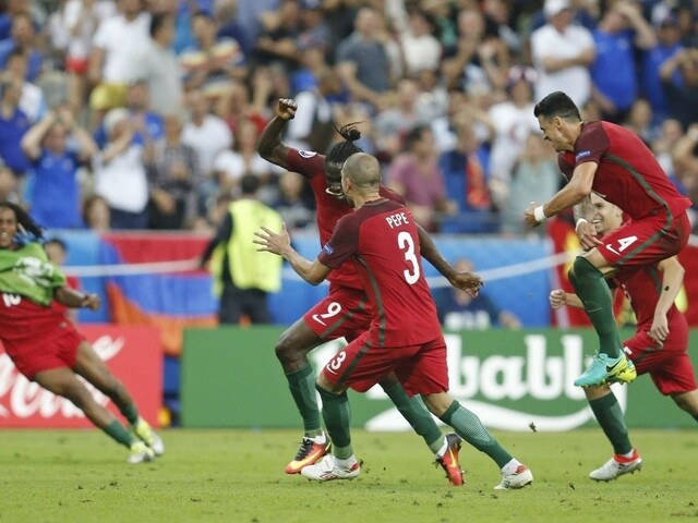 Futbalisti Portugalska sú majstrami Európy, hrdinom finále je Éder