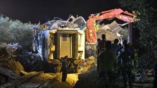 Talianske vlaky sa zrazili v stokilometrovej rýchlosti, počet obetí narastá