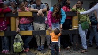 Venezuela nakrátko otvorila hranice, ľudia potrebovali jedlo a lieky