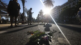 Polícia vypočúva blízkych vraha z Nice, priznal sa vraj k radikalizácii