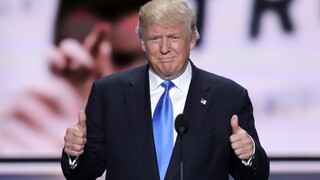 Republikáni oficiálne nominovali Trumpa do prezidentských volieb