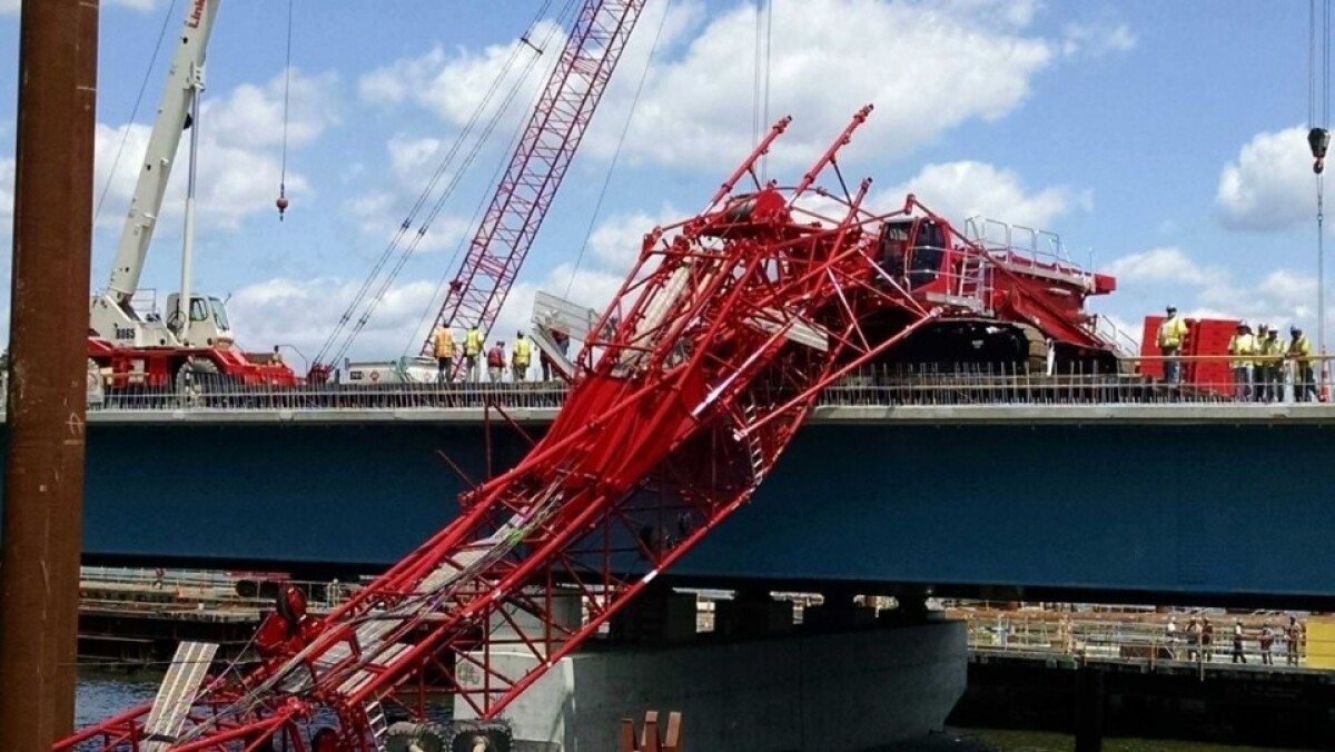 tappan-zee-bridge-crane-b4c7af9619fc4348abb14be532ccc4e0_61a87e50.jpg