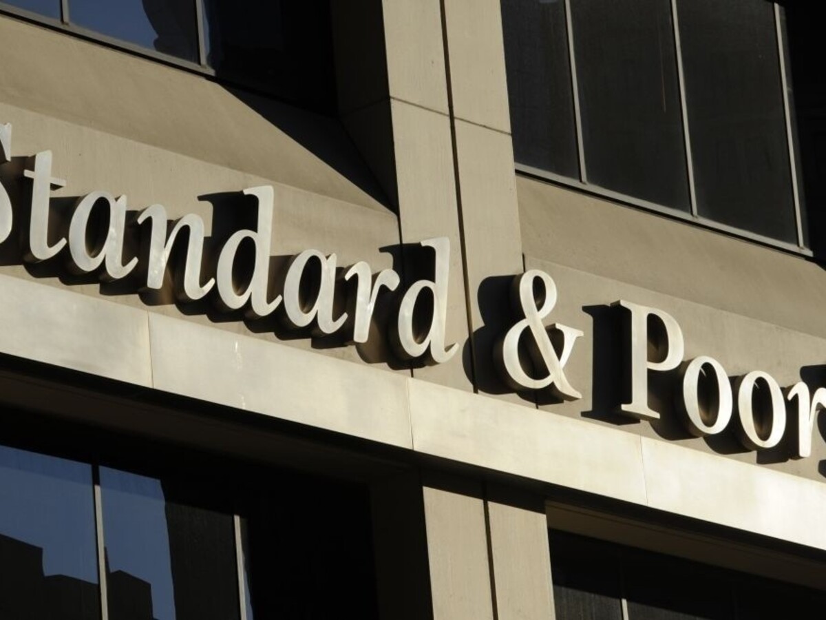 Standard & Poor's 500 a Dow Jones zaznamenali nové historické maximá