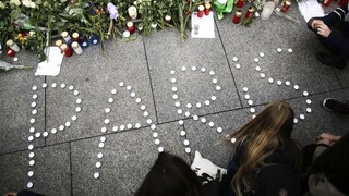 Parížske pláže chránia po masakri v Nice policajti aj zátarasy