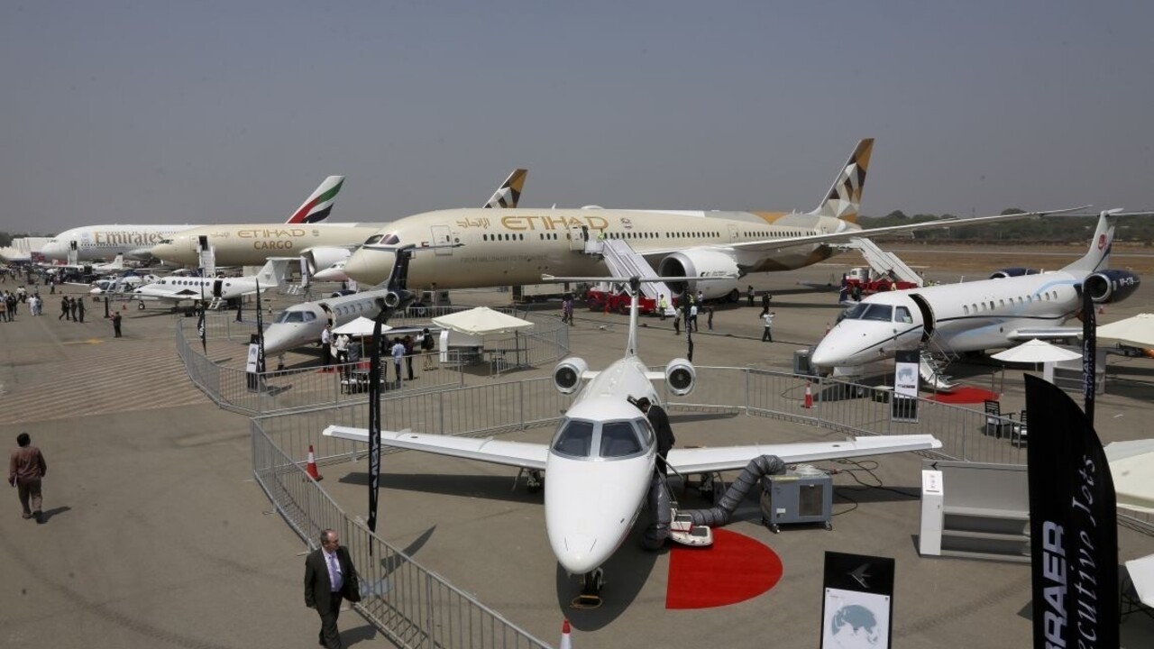 Nad Bengálskym zálivom zmizlo vojenské lietadlo s desiatkami ľudí