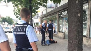 V Nemecku zabíjal sýrsky utečenec s mačetou, obeťou je žena