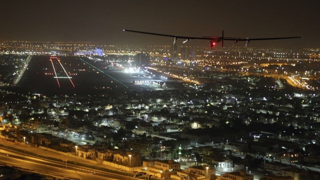 Lietadlo Solar Impulse obletelo svet bez kvapky paliva a úspešne pristálo