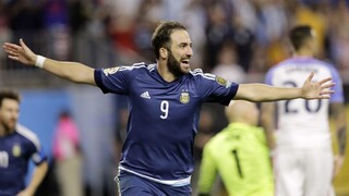 Futbalový prestup leta: Juventus spečatil príchod argentínskeho útočníka