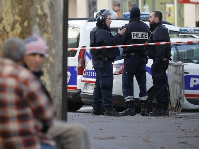 Pre parížske útoky obvinili Francúzi mužov, ktorých im vydalo Rakúsko