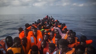 Za jediný deň zachránili v Stredozemnom mori vyše 3400 migrantov