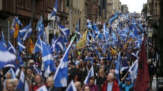 Škóti chcú nezávislosť, demonštrovali prvýkrát od Brexitu