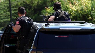 Výbuch bomby v Turecku zabil šesť policajtov, obviňujú Kurdov