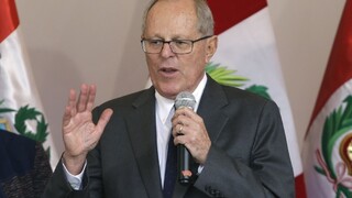 Peruánska vláda sa zapotila, nový prezident nariadil verejnú rozcvičku