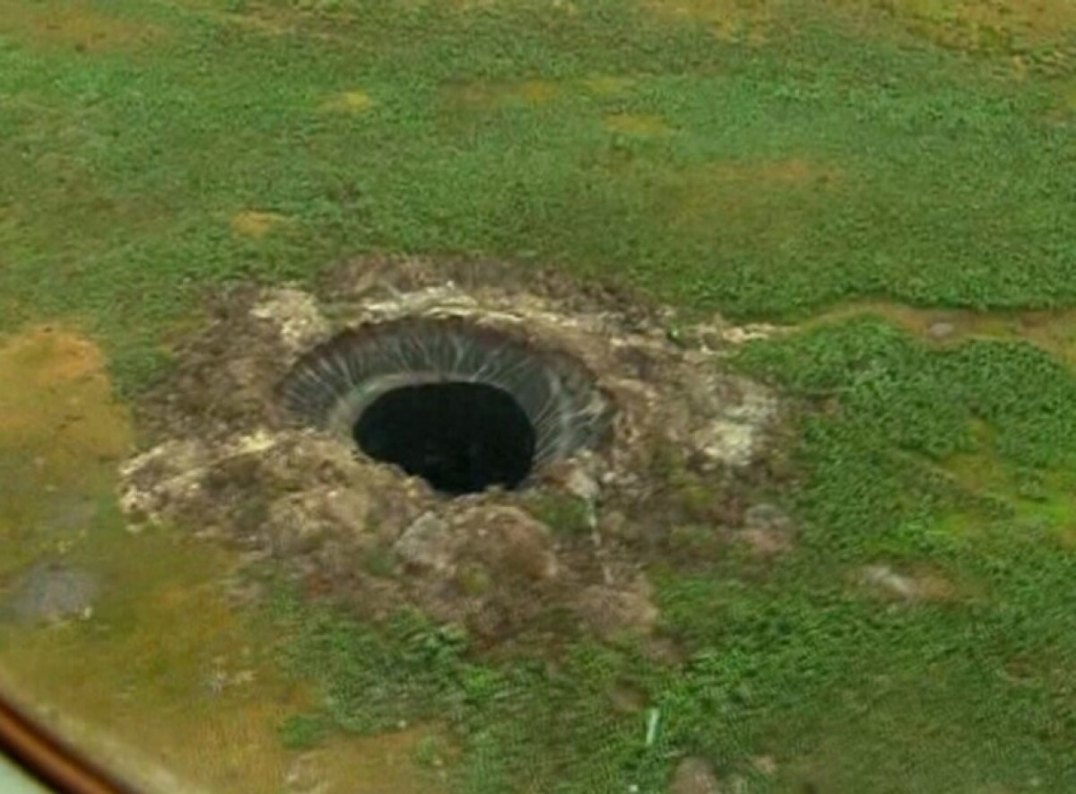 russia-siberia-crater-88eeff0a683d4fdcbc01ae4842890018_90bd9bf3.jpeg