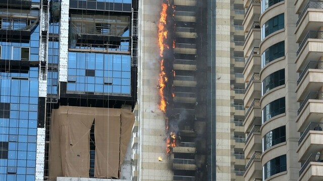 V Dubaji horela výšková budova, môže za to aj horľavý obklad