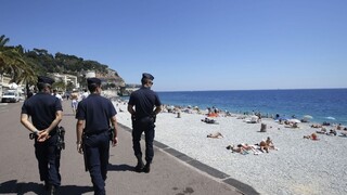 V Nice si pripomenuli 85 obetí masakru, mohli až po troch týždňoch