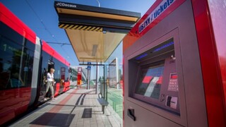 Električkovú trať zrejme nedostavajú načas, Bratislave hrozí strata peňazí z eurofondov