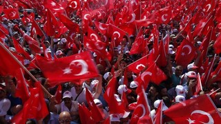 Turecký dôstojník z veliteľstva NATO požiadal Američanov o azyl