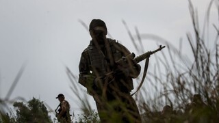 Na východe Ukrajiny po ruských obvineniach nariadili najvyššiu pohotovosť