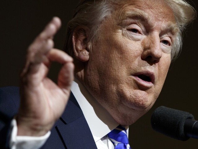 Trump pritvrdil po neúspešnom týždni, skritizoval Obamovu politiku