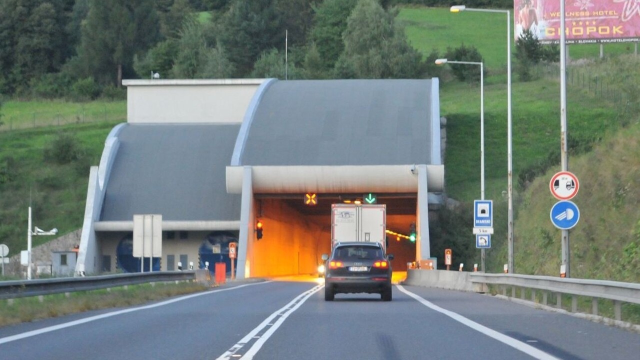 tunel Branisko autá doprava 1140 px (SITA/Viktor Zamborský)