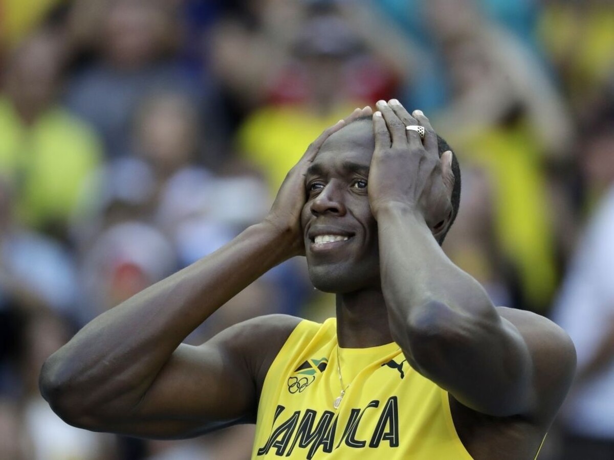 Bolt suverénne postúpil, so štartom však spokojný nebol