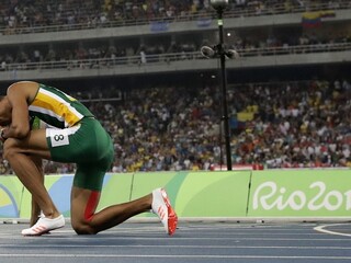 Van Niekerk vytvoril nový rekord na 400 m, v závere sa cítil osamotený