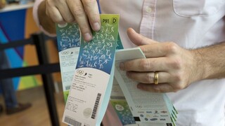 Člena olympijského výboru obvinili z kupčenia so vstupenkami