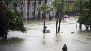 Juh USA zasiahla najväčšia živelná pohroma od hurikánu Katrina