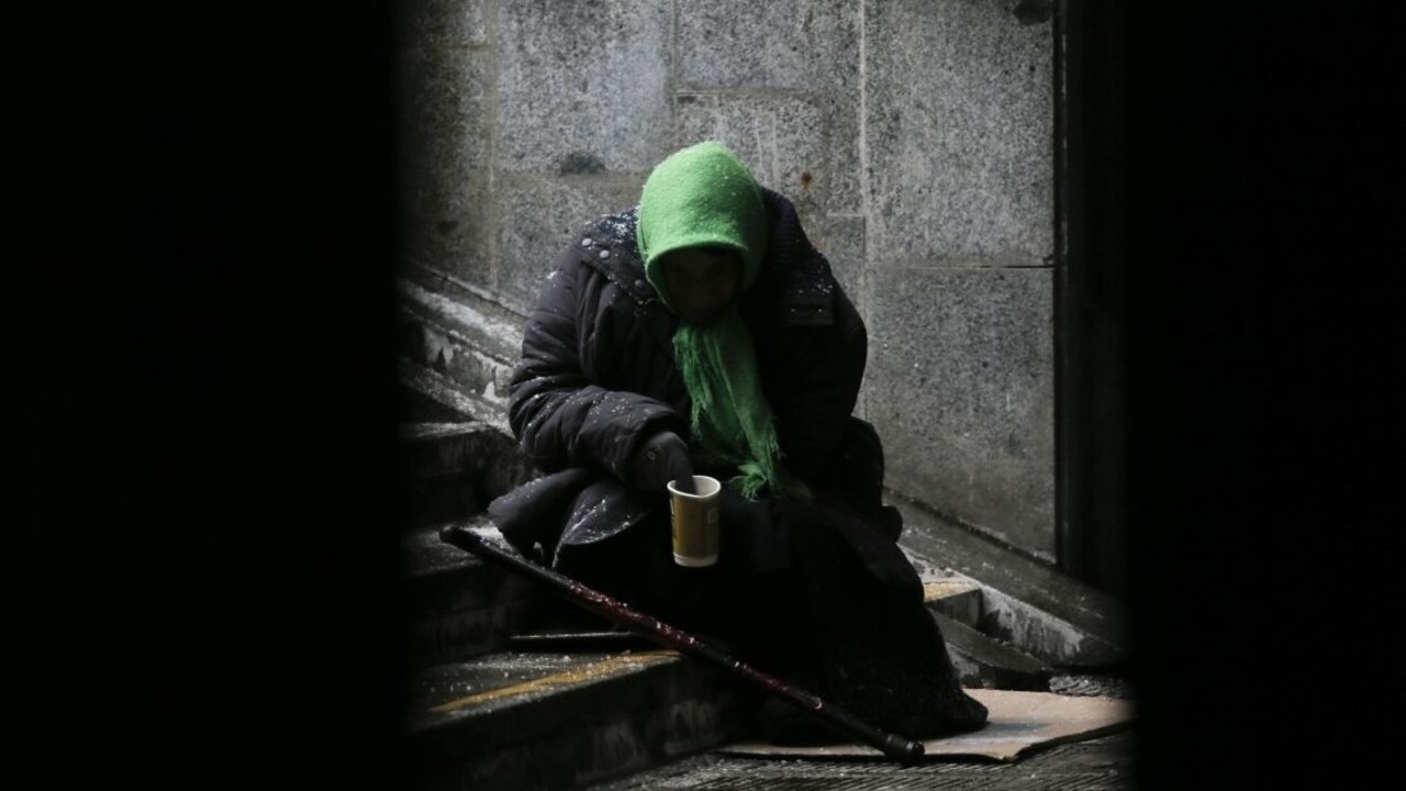 Severania si nevedia dať rady s Rómami, zrejme zakážu žobranie