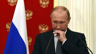 Putin dorazil na Krym, zvolal tam rokovanie bezpečnostnej rady