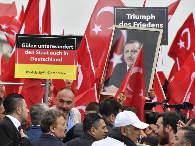 Prvú žiadosť o vydanie Gülena USA odmietli, tú druhú preveria v Turecku
