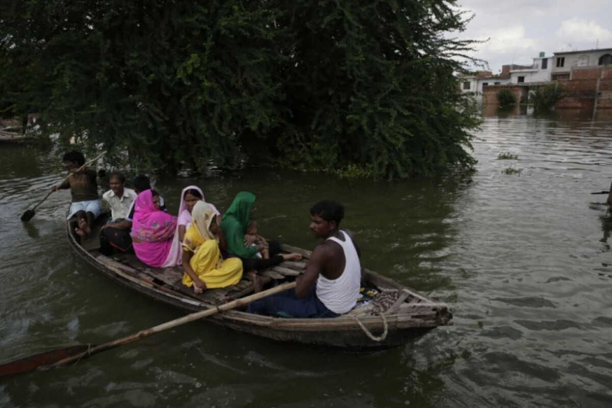 india-monsoon-flooding-5056a6f146834c2e9caa219e84e9565e_a546a636.jpg