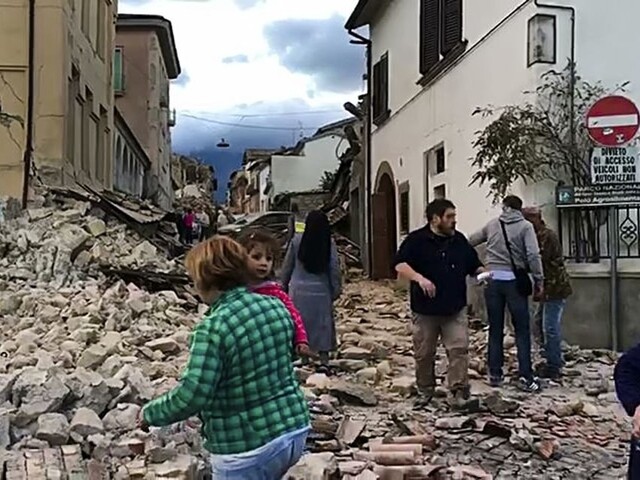 Fotogaléria: Takto vyzerá stredné Taliansko po ničivom zemetrasení