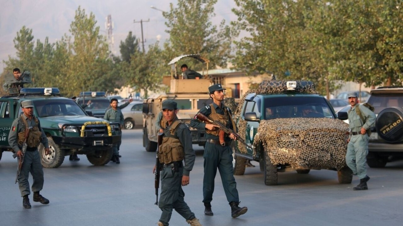 Pri útoku na Americkú univerzitu v Kábule zahynulo 16 ľudí