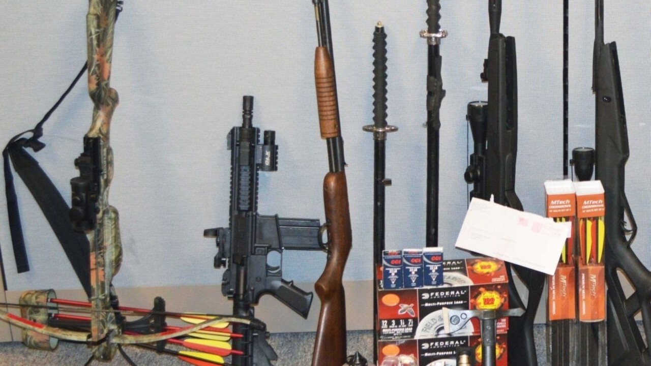 V Kanade niekto zabíjal ľudí kušou, s prípadom súvisí podozrivý balík