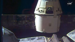 Nákladná loď Dragon sa úspešne vrátila na Zem, pristála v Tichom oceáne