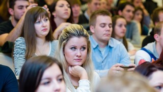 Rezort školstva chce pomôcť ukrajinským vysokoškolákom, štúdium budú môcť dokončiť u nás