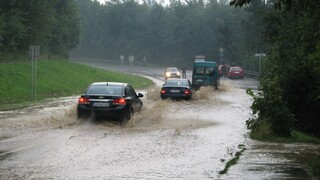 Pod Tatrami vyčíňalo počasie, voda zaplavila kostol i desiatky pivníc