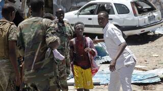 Pred prezidentským palácom v Somálsku sa odpálil samovražedný útočník