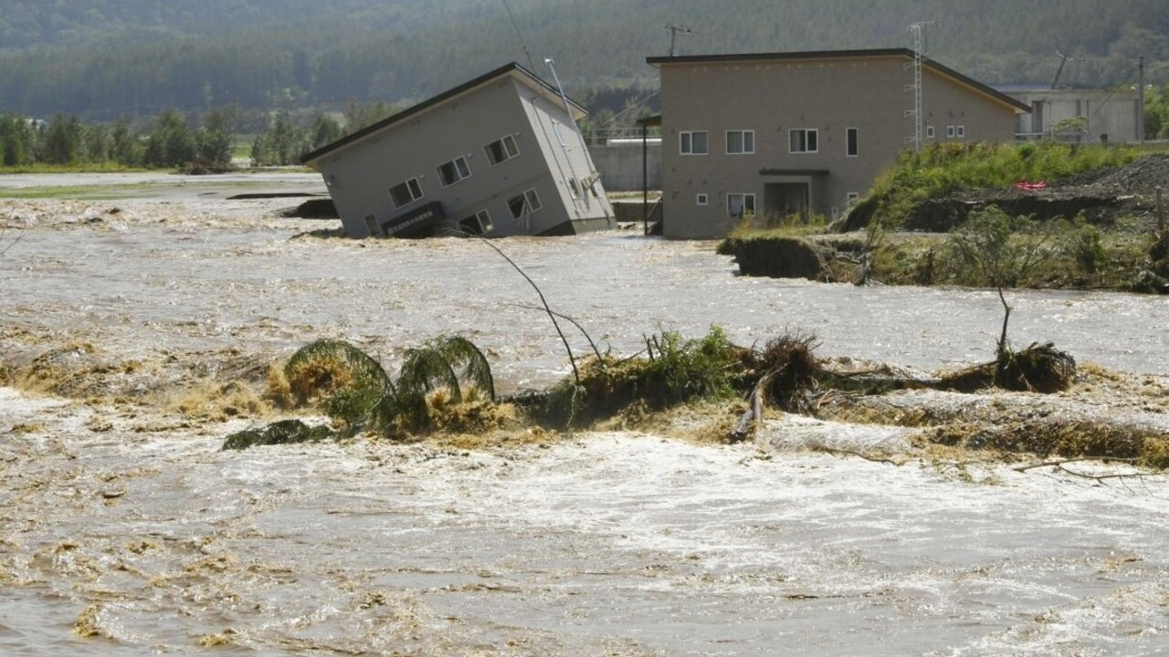 Tajfún Lionrock v Japonsku zabil najmenej 11 ľudí
