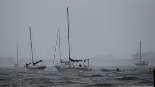 more voda lode búrka hurikán vietor ilu 1140 px (SITA/The Tampa Bay Times via AP)