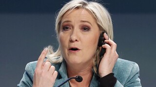 Le Penová sľubuje referendum o členstve Francúzska v Únii