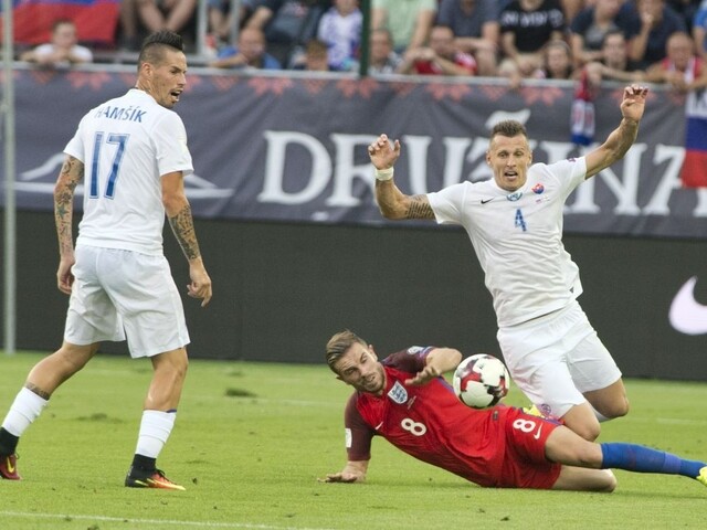 Slováci s Anglickom prehrali, gól dostali tesne pred koncom zápasu