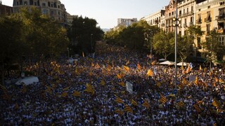 Státisíce Kataláncov demonštrovali za nezávislosť, žiadajú referendum